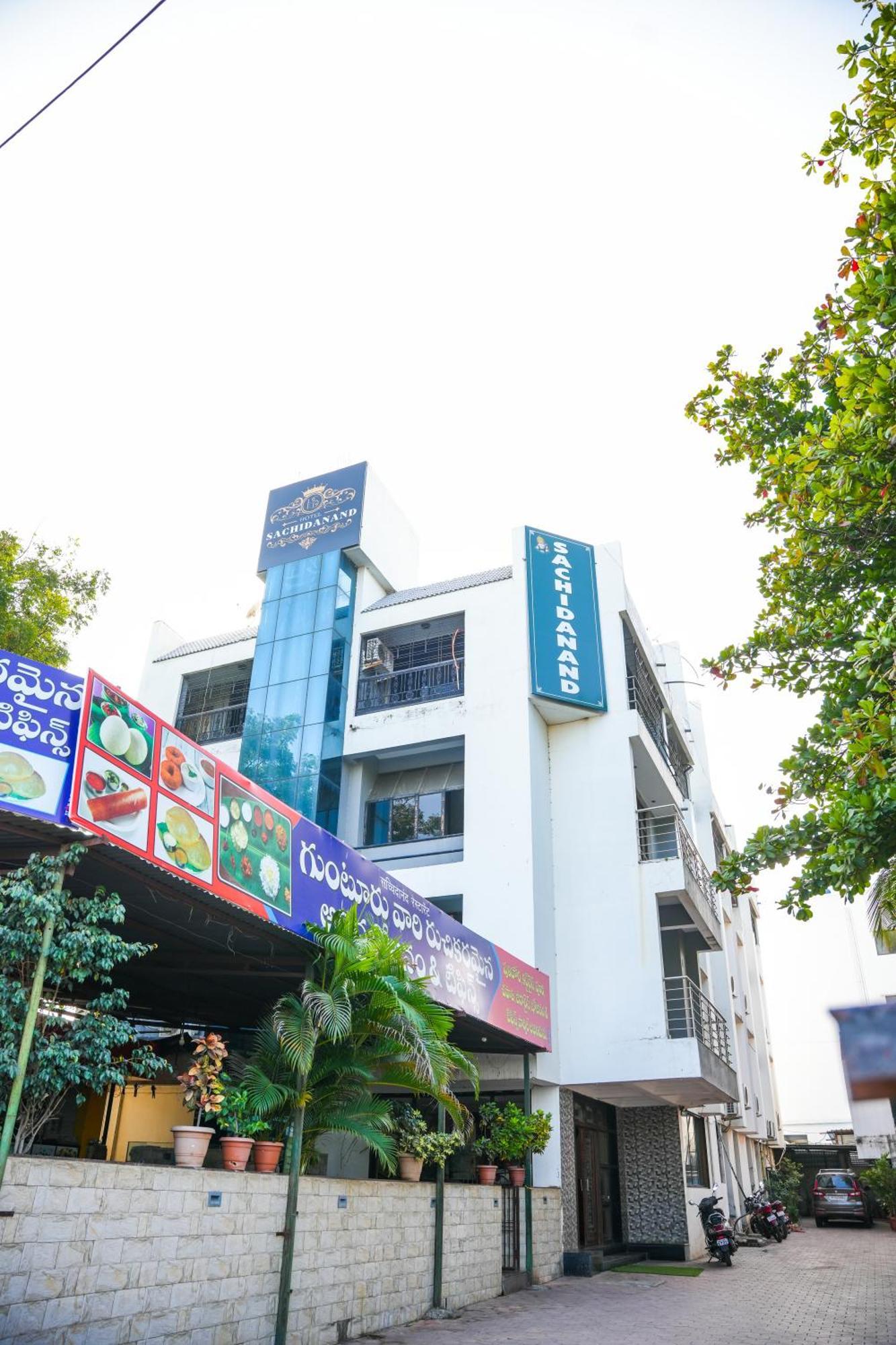 Hotel Sachidanand-Walkable Distance From Temple Shirdi Ngoại thất bức ảnh